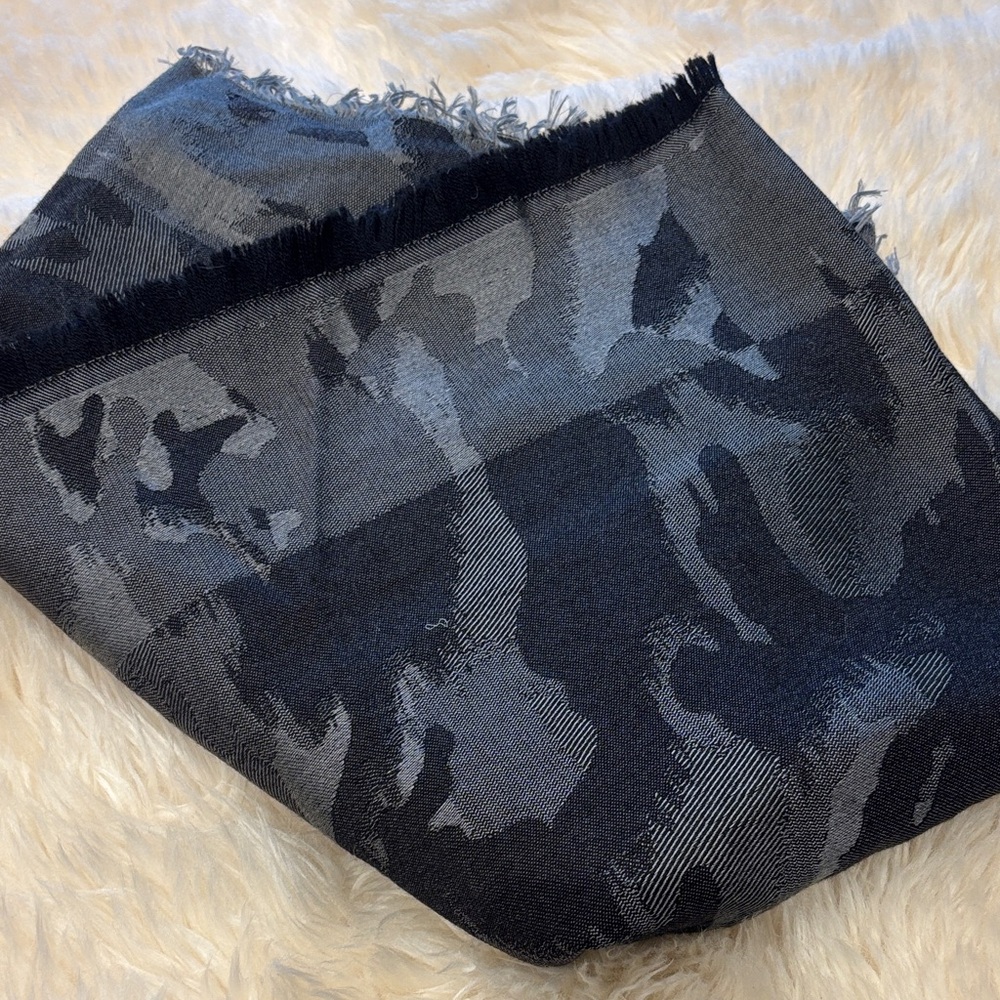 Zadig Gray Camouflage Scarf